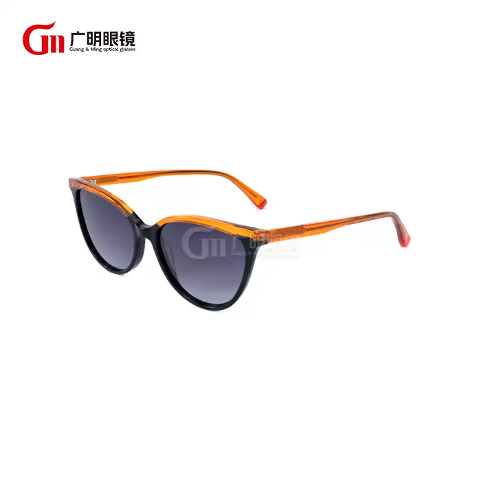 How to Choose the Right Cat-Eye Sunglasses?